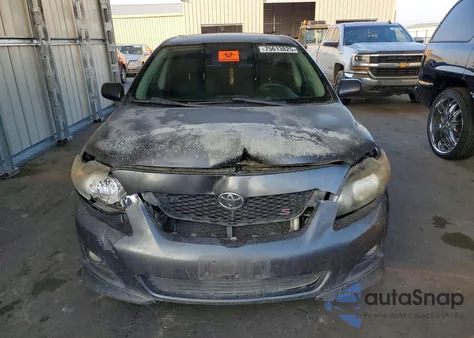 2010 Toyota Corolla Base z USA, uszkodzony, nr VIN 2T1BU4EE7AC411122